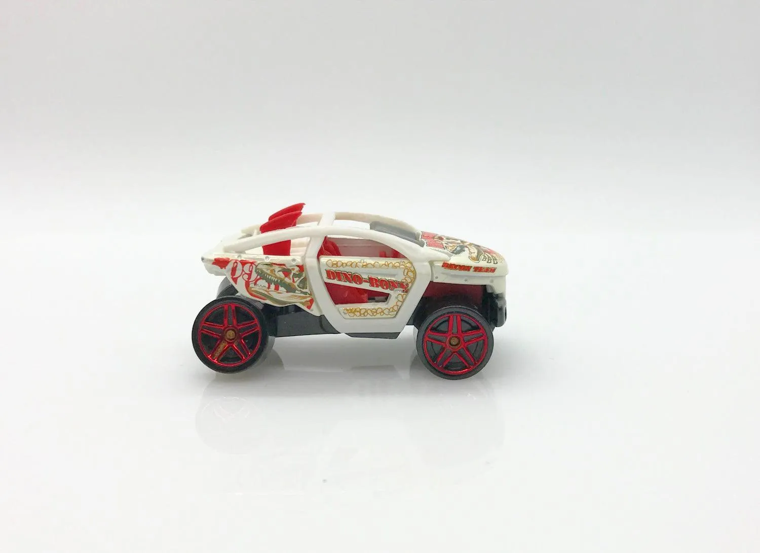 Hot Wheels White Moto-Crossed (2009)