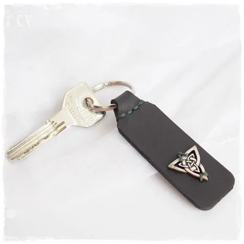 Large Triquetra Keychain ~