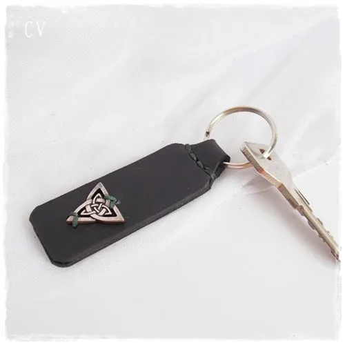 Large Triquetra Keychain ~