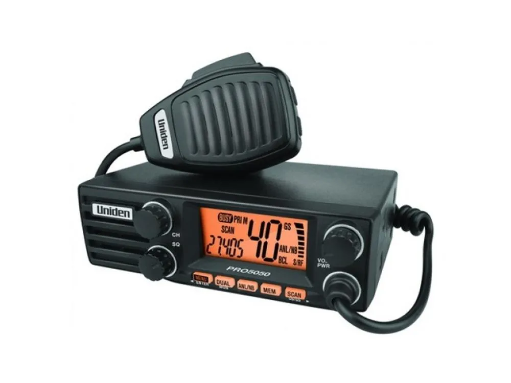 UNIDEN PRO5050 AM CB RADIO - 12 AND 24V