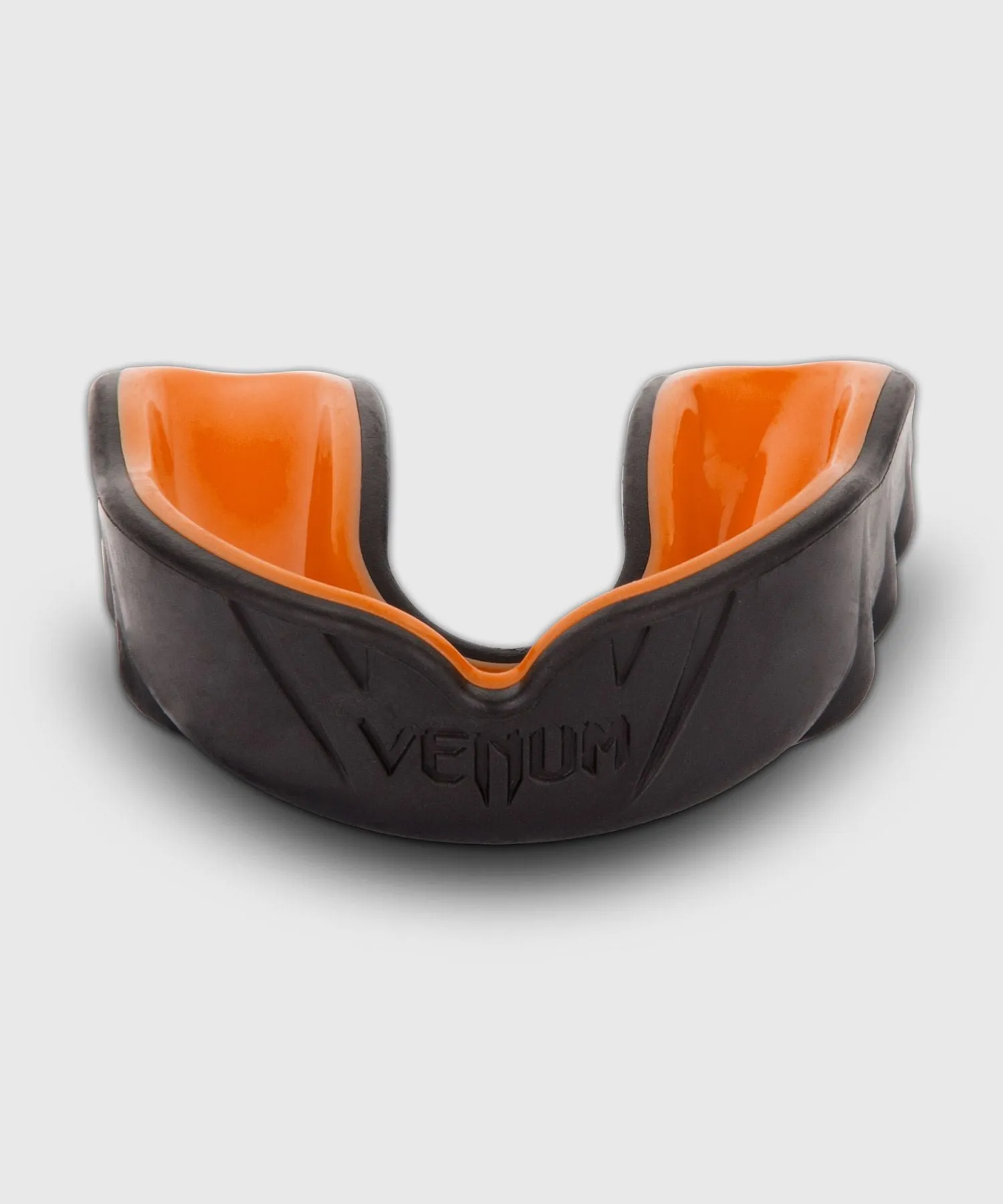 VENUM-02573-112 CHALLENGER SPORTS MUAY THAI BOXING MMA MOUTHGUARD Senior Age 11  Black Orange